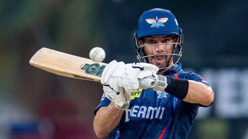 LSG vs DC IPL 2025: Delhi Capitals in Strong Position Chasing 159 at Ekana Stadium
