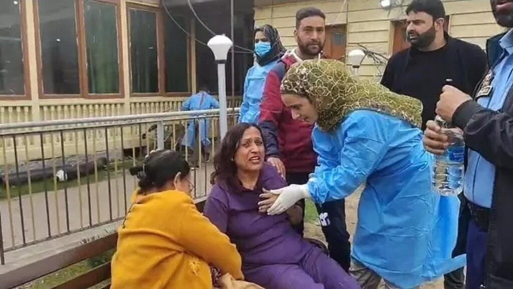 Terrorist Attack in Kashmir: Terrorists open fire on tourists in Pahalgam, Home Minister to visit J&K